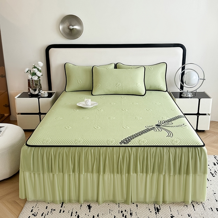 91家纺网 家纺一手货源 找家纺 卡罗兰 2026新款豆豆冰丝凉席夏被复合三明治蝴蝶结床裙三件四件套 蝴蝶结-抹茶绿