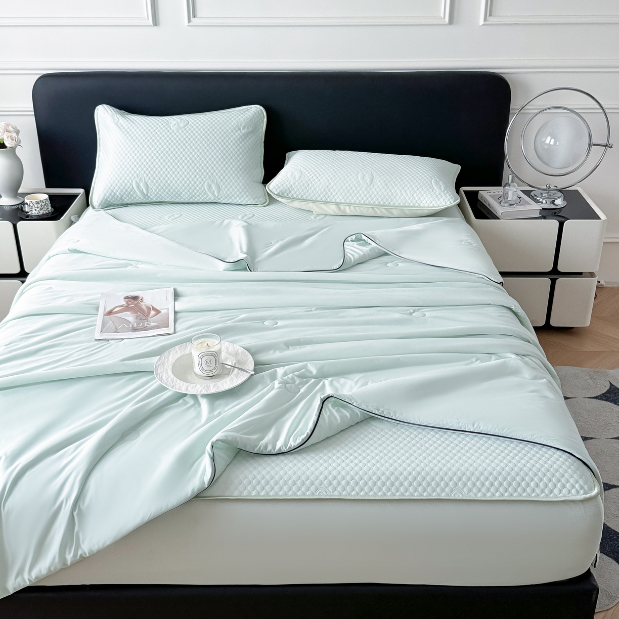 91家纺网 家纺一手货源 找家纺 卡罗兰 2026新款豆豆冰丝凉席夏被复合三明治蝴蝶结床裙三件四件套 夏被-水绿色