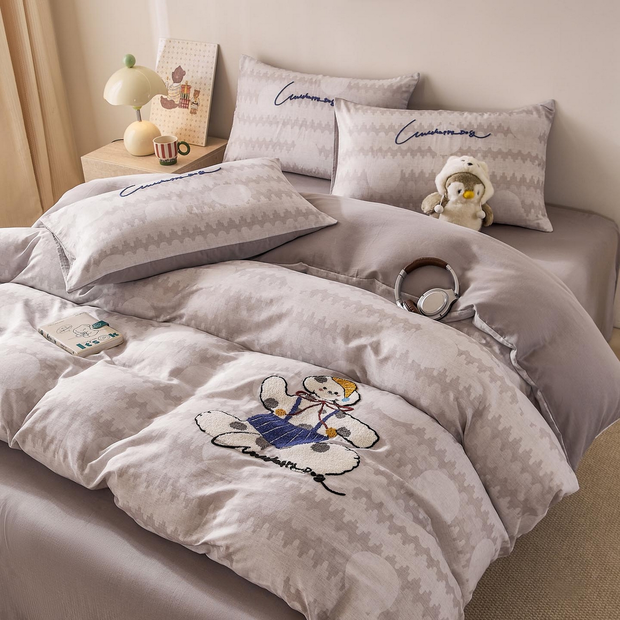 91家纺网 家纺一手货源 找家纺 宜家坊 2026新款A类全棉双层纱毛巾绣四件套 斑点