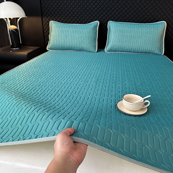 91家纺网 家纺一手货源 找家纺 七里香 2026春夏新款凉感丝数码印花乳胶凉席 纯色-墨绿