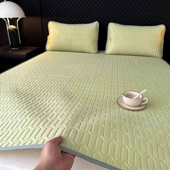 91家纺网 家纺一手货源 找家纺 七里香 2026春夏新款凉感丝数码印花乳胶凉席 纯色-黄绿