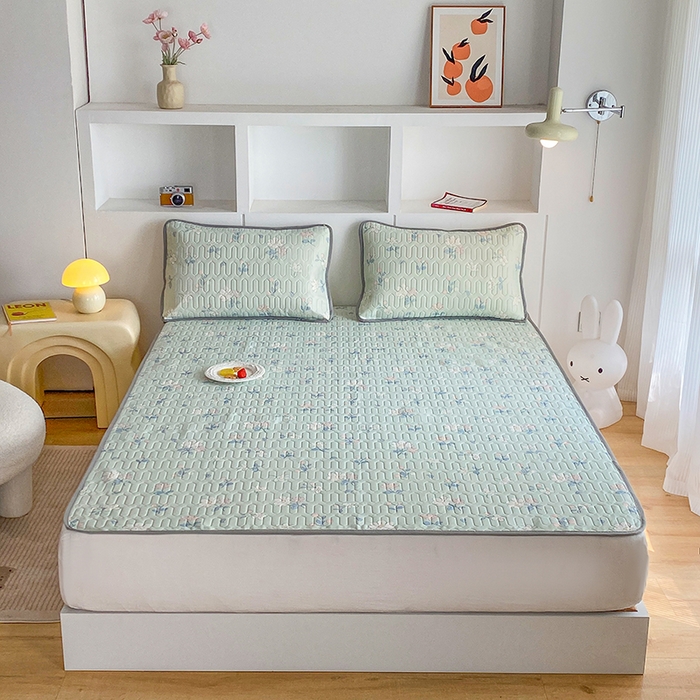 91家纺网 家纺一手货源 找家纺 七里香 2026春夏新款凉感丝数码印花乳胶凉席 印花-小花绿