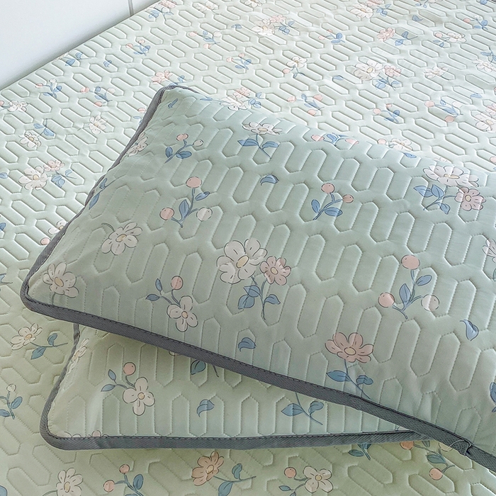 91家纺网 家纺一手货源 找家纺 七里香 2026春夏新款凉感丝数码印花乳胶凉席 印花-小花绿