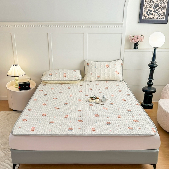 91家纺网 家纺一手货源 找家纺 七里香 2026春夏新款凉感丝数码印花乳胶凉席 印花-波点熊