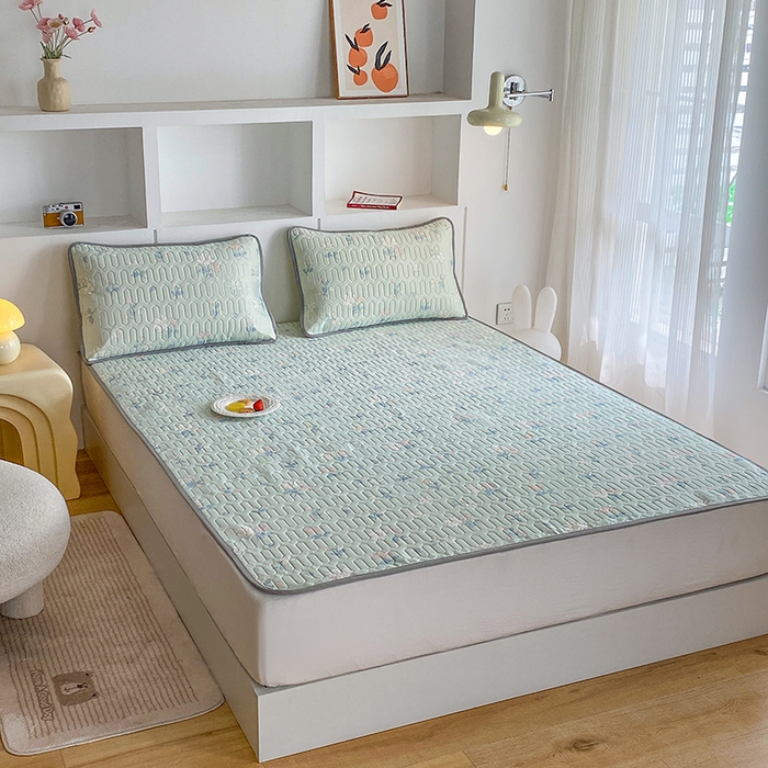 91家纺网 家纺一手货源 找家纺 七里香 2026春夏新款凉感丝数码印花乳胶凉席 印花-小花绿