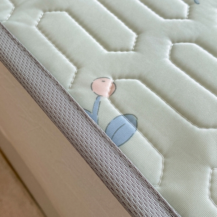 91家纺网 家纺一手货源 找家纺 七里香 2026春夏新款凉感丝数码印花乳胶凉席 印花-小花绿