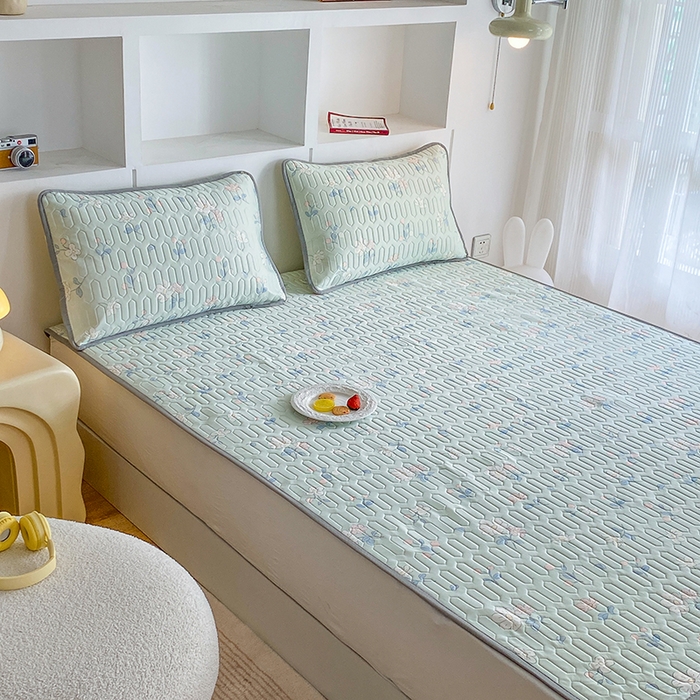 91家纺网 家纺一手货源 找家纺 七里香 2026春夏新款凉感丝数码印花乳胶凉席 印花-小花绿