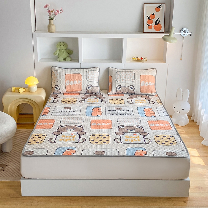 91家纺网 家纺一手货源 找家纺 七里香 2026春夏新款凉感丝数码印花乳胶凉席 印花-饼干熊