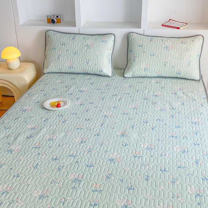 91家纺网 家纺一手货源 找家纺 七里香 2026春夏新款凉感丝数码印花乳胶凉席 印花-小花绿