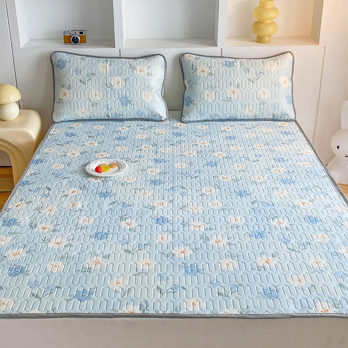 91家纺网 家纺一手货源 找家纺 七里香 2026春夏新款凉感丝数码印花乳胶凉席 印花-花韵