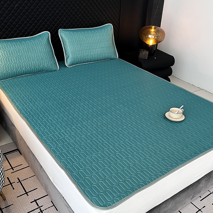 91家纺网 家纺一手货源 找家纺 七里香 2026春夏新款凉感丝数码印花乳胶凉席 纯色-墨绿