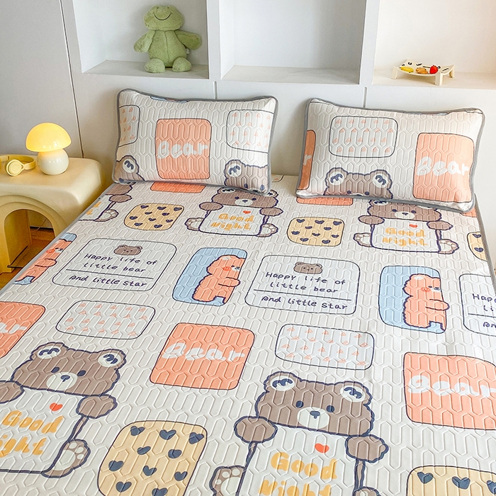 91家纺网 家纺一手货源 找家纺 七里香 2026春夏新款凉感丝数码印花乳胶凉席 印花-饼干熊