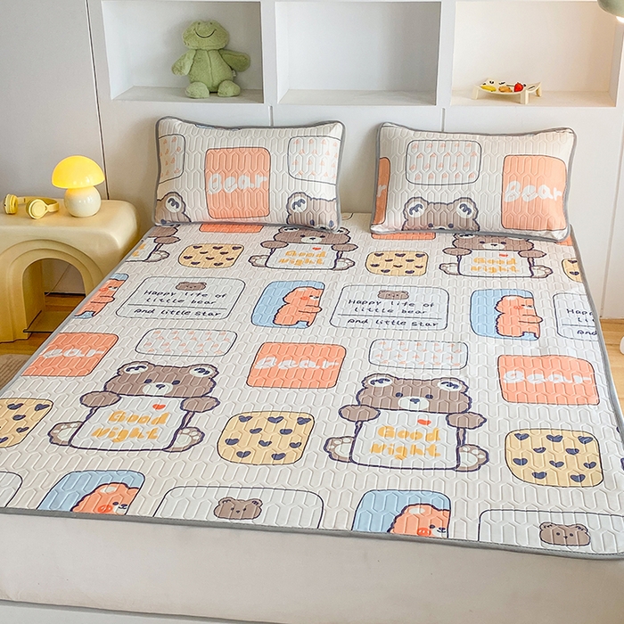 91家纺网 家纺一手货源 找家纺 七里香 2026春夏新款凉感丝数码印花乳胶凉席 印花-饼干熊