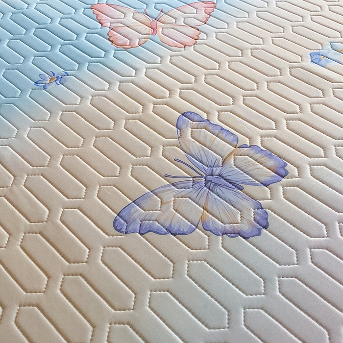 91家纺网 家纺一手货源 找家纺 七里香 2026春夏新款凉感丝数码印花乳胶凉席 印花-彩条蝴蝶