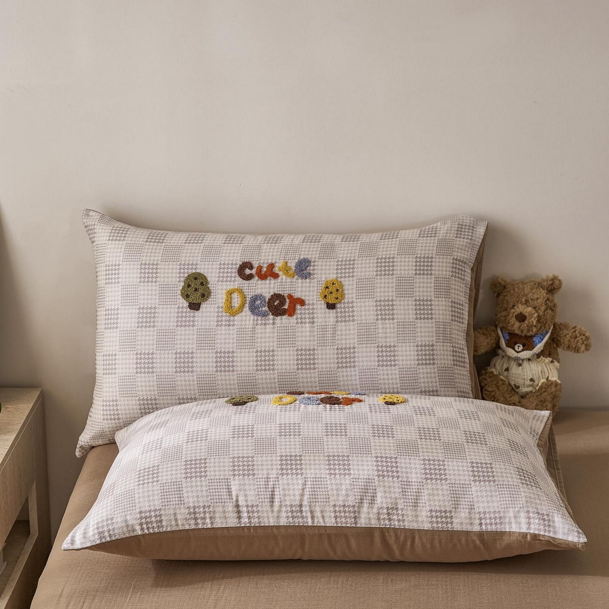 91家纺网 家纺一手货源 找家纺 宜家坊 2026新款A类全棉双层纱毛巾绣四件套 鹿林