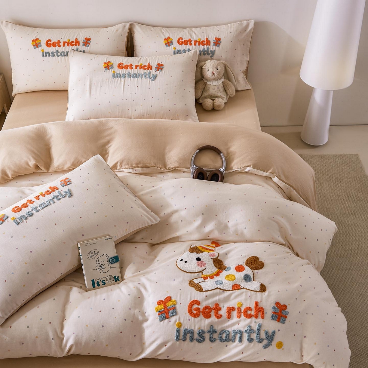 91家纺网 家纺一手货源 找家纺 宜家坊 2026新款A类全棉双层纱毛巾绣四件套 马上暴富