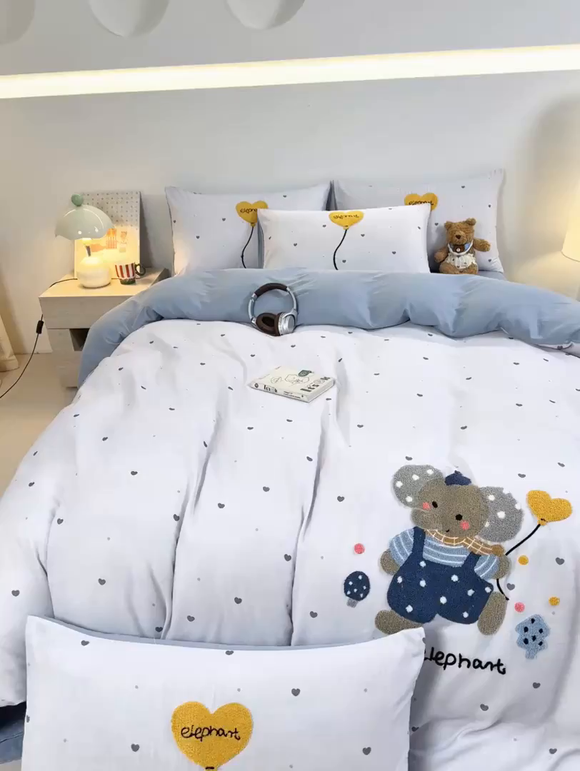 91家纺网 家纺一手货源 找家纺 宜家坊 2026新款A类全棉双层纱毛巾绣四件套 气球小象