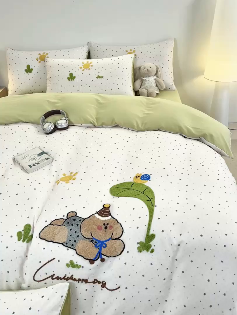 91家纺网 家纺一手货源 找家纺 宜家坊 2026新款A类全棉双层纱毛巾绣四件套 沁凉