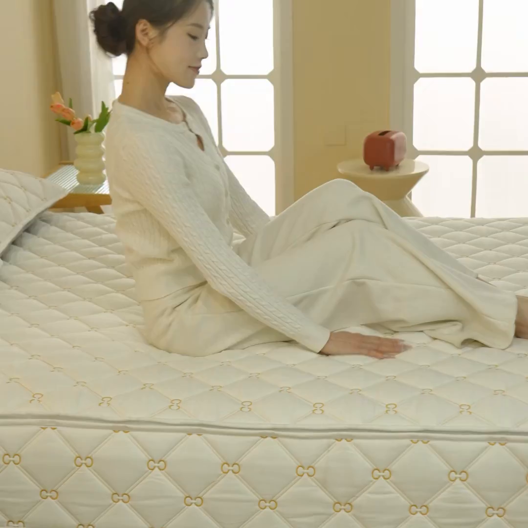 91家纺网 家纺一手货源 找家纺 （总）云木里 2026新款绣花磨毛水洗棉六面全包床笠床垫保护套拉链床笠 床笠单件