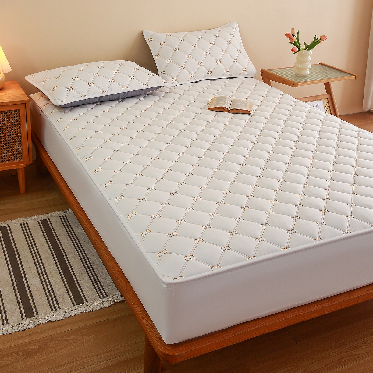 91家纺网 家纺一手货源 找家纺 （总）云木里 2026新款绣花磨毛水洗棉六面全包床笠床垫保护套拉链床笠 床笠单件