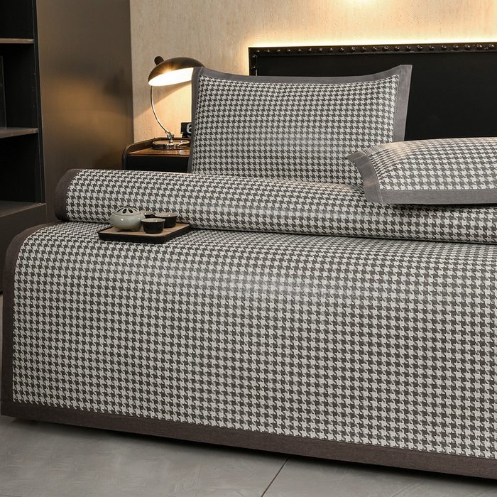 91家纺网 家纺一手货源 找家纺 苏迪网销供货 2026年新款凉席全包双面藤席反面冰丝席 千鸟格-灰