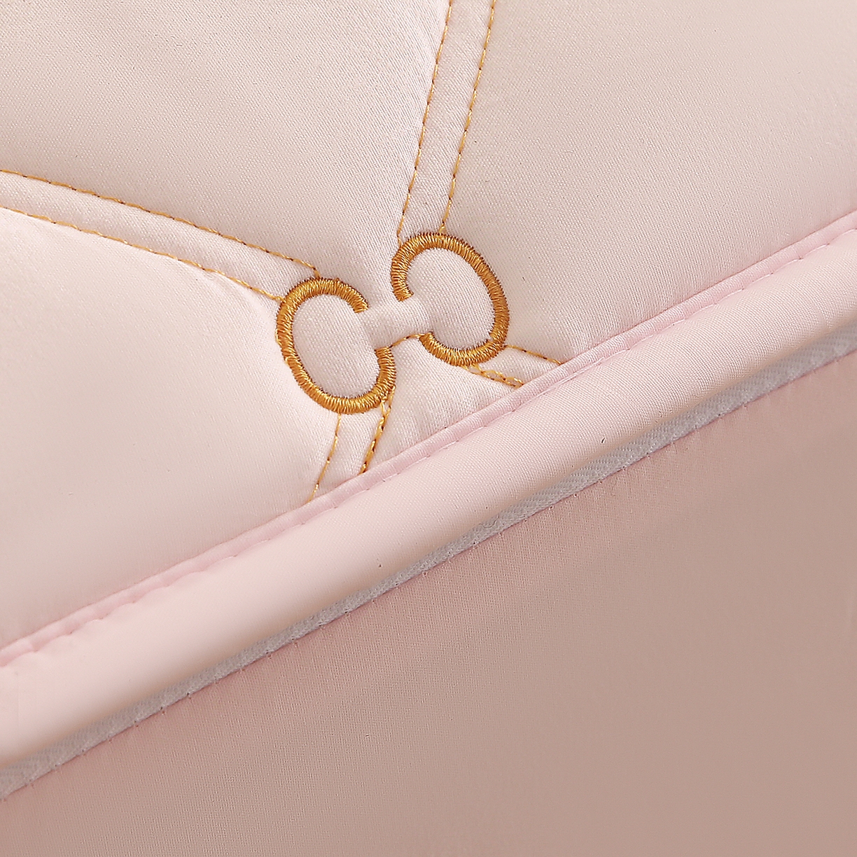 91家纺网 家纺一手货源 找家纺 云木里 2026新款绣花磨毛水洗棉六面全包床笠床垫保护套拉链床笠 床笠单件 刺绣款-浅桃色-一面夹棉