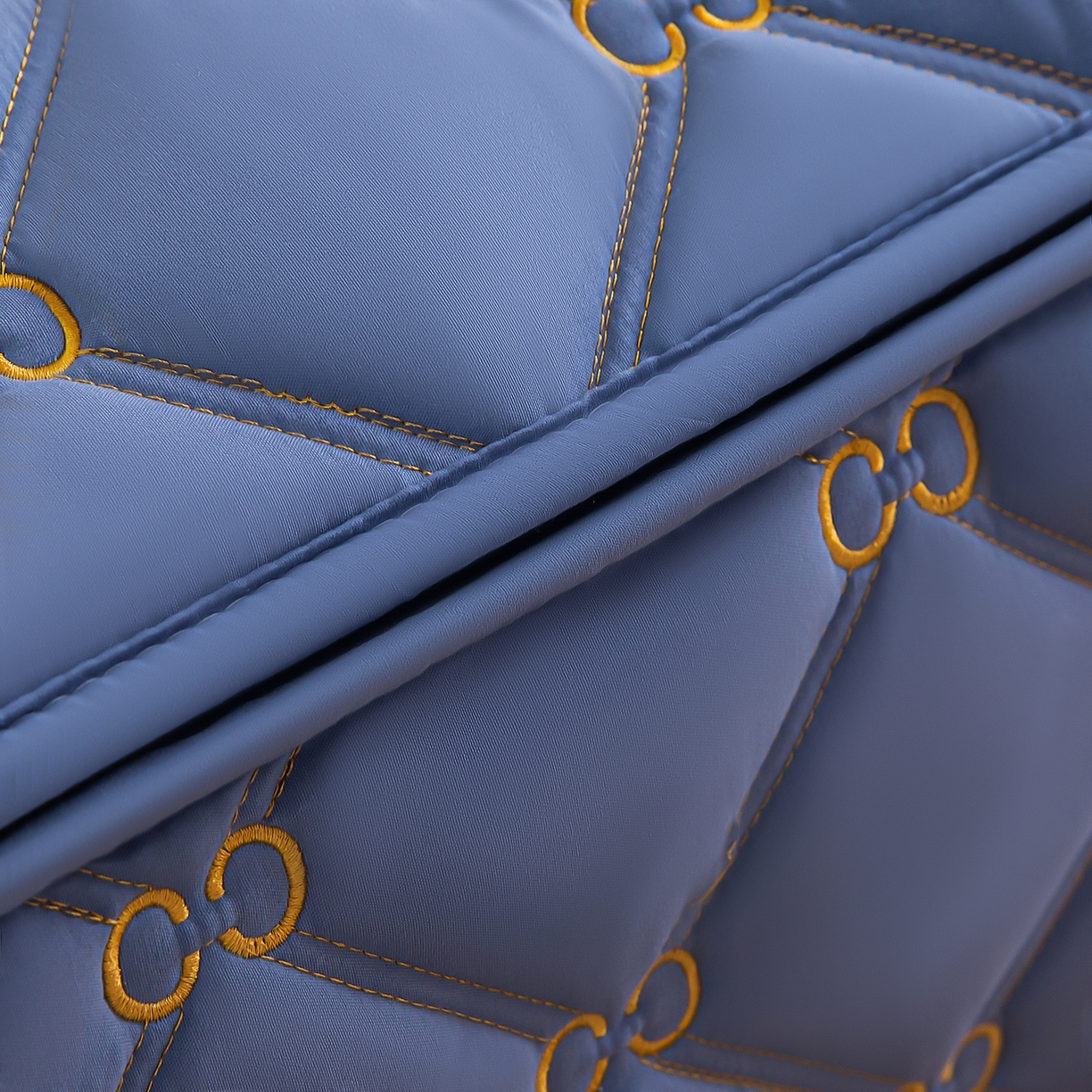 91家纺网 家纺一手货源 找家纺 云木里 2026新款绣花磨毛水洗棉六面全包床笠床垫保护套拉链床笠 床笠单件 刺绣款-牛仔蓝-五面夹棉