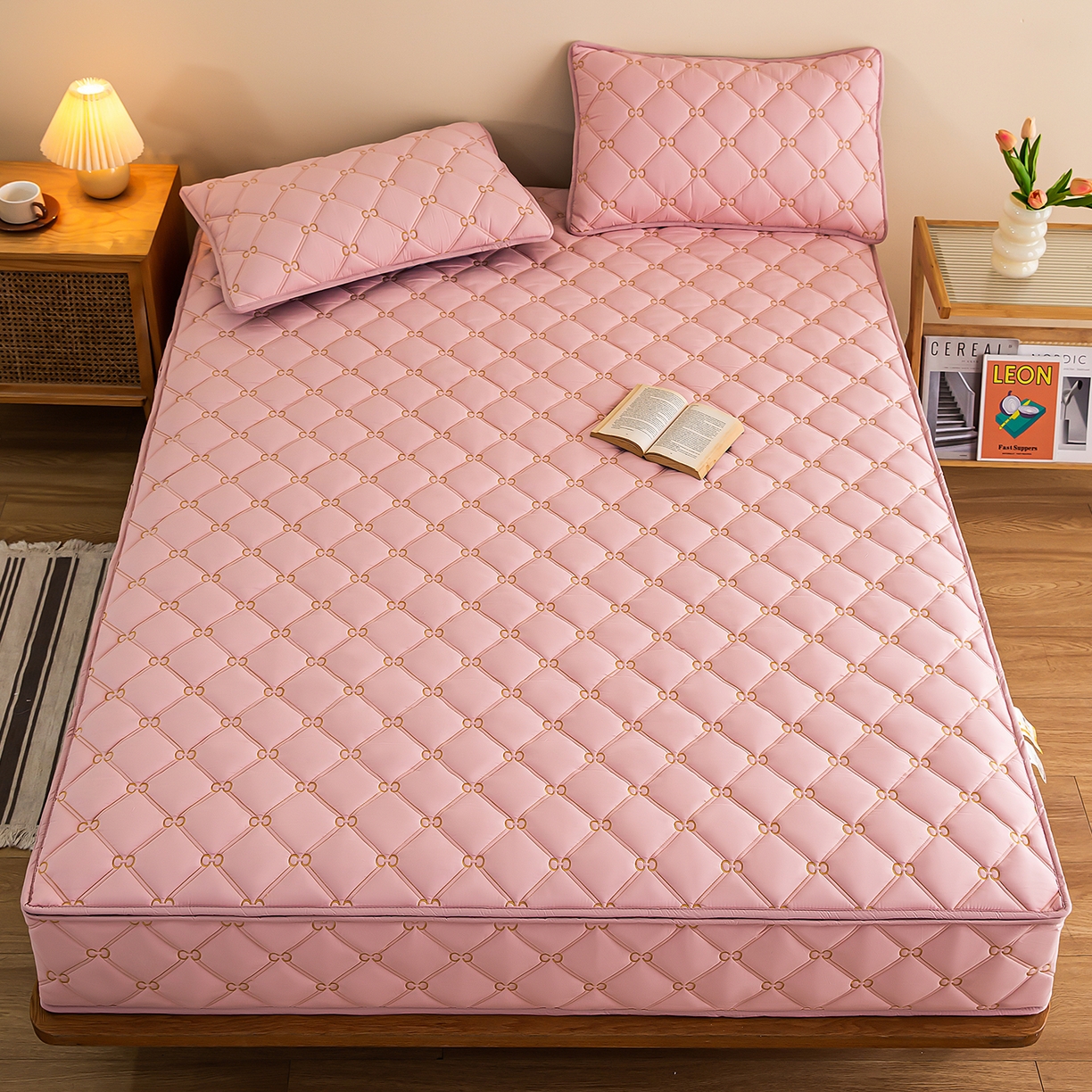 91家纺网 家纺一手货源 找家纺 云木里 2026新款绣花磨毛水洗棉六面全包床笠床垫保护套拉链床笠 床笠单件 刺绣款-浅豆沙-五面夹棉