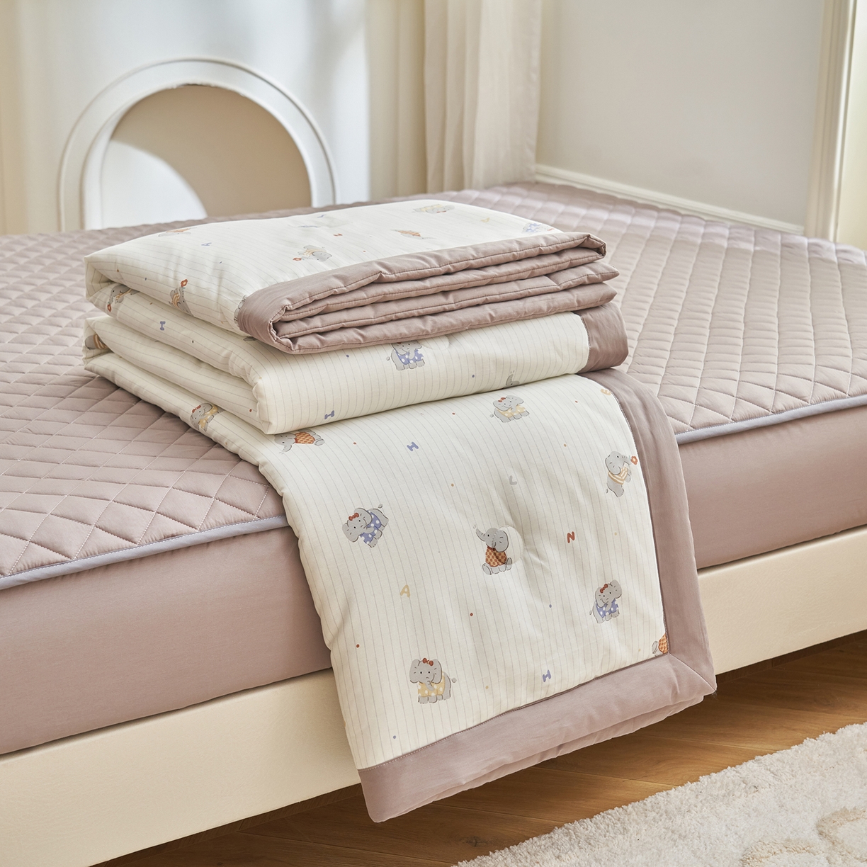 91家纺网 家纺一手货源 找家纺 （总）绒城 2026新款 12868全棉印花棉花夏被四件套 全棉夏被四件套新疆棉花被 - 经典系列