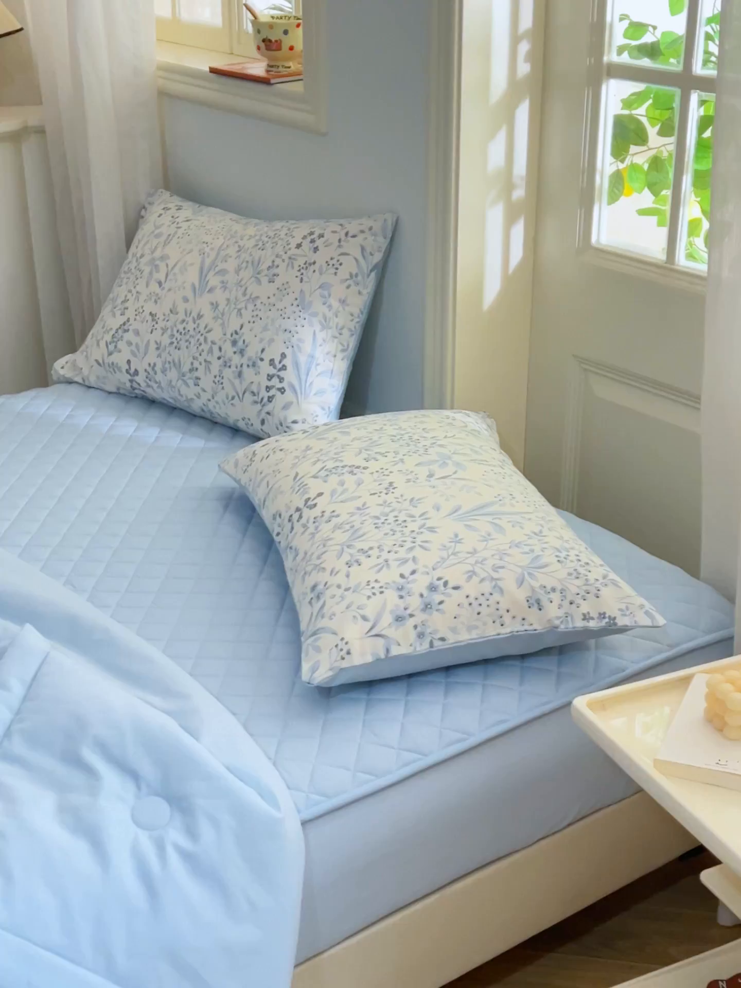 91家纺网 家纺一手货源 找家纺 绒城 2026新款 12868全棉印花棉花夏被四件套 全棉夏被四件套新疆棉花被 - 经典系列 冰蓝小花