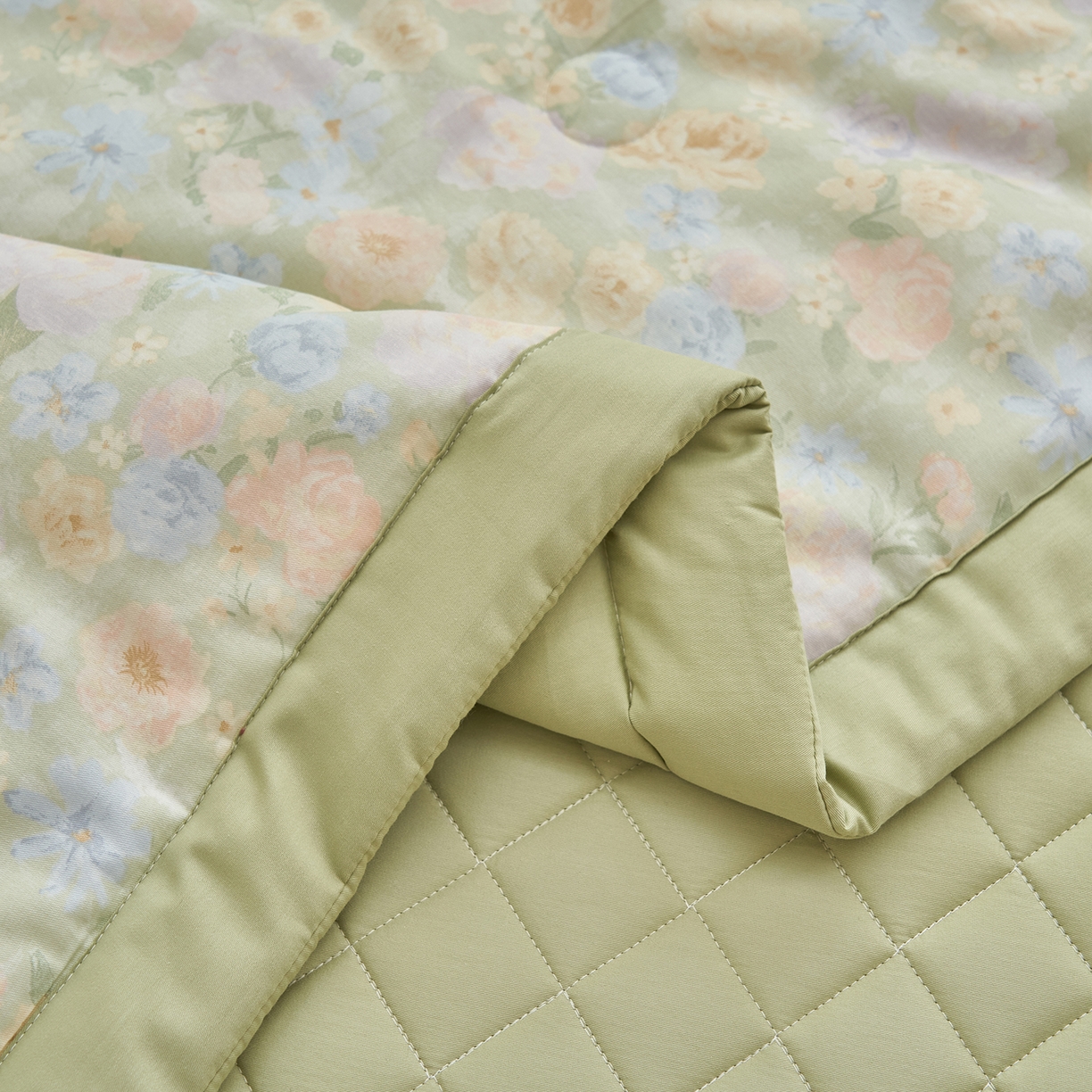 91家纺网 家纺一手货源 找家纺 绒城 2026新款 12868全棉印花棉花夏被四件套 全棉夏被四件套新疆棉花被 - 经典系列 春野织梦