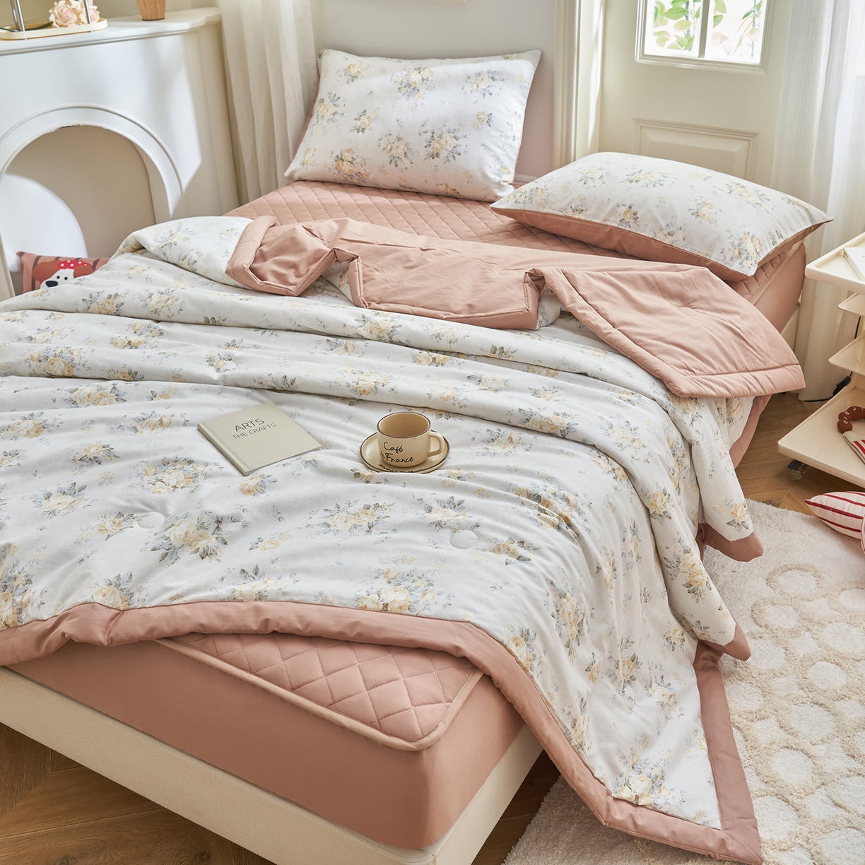 91家纺网 家纺一手货源 找家纺 绒城 2026新款 12868全棉印花棉花夏被四件套 全棉夏被四件套新疆棉花被 - 经典系列 焦糖玫瑰