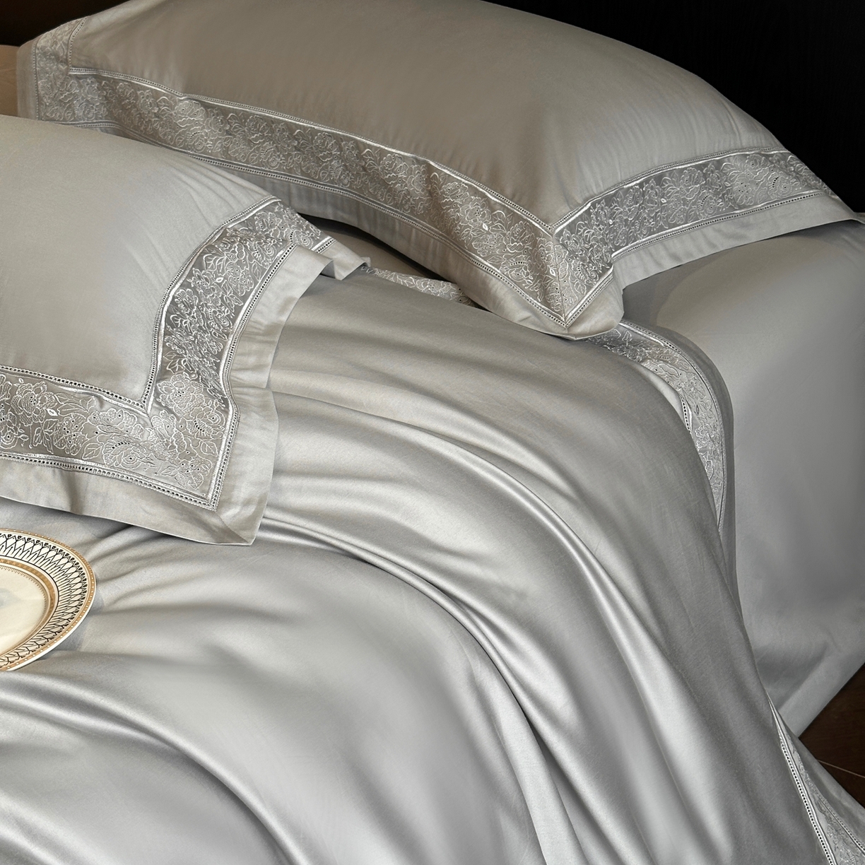 91家纺网 家纺一手货源 找家纺 时亿家居 2026新款100s长绒棉全棉纯棉四件套-奥斯丁 奥斯丁-时空灰