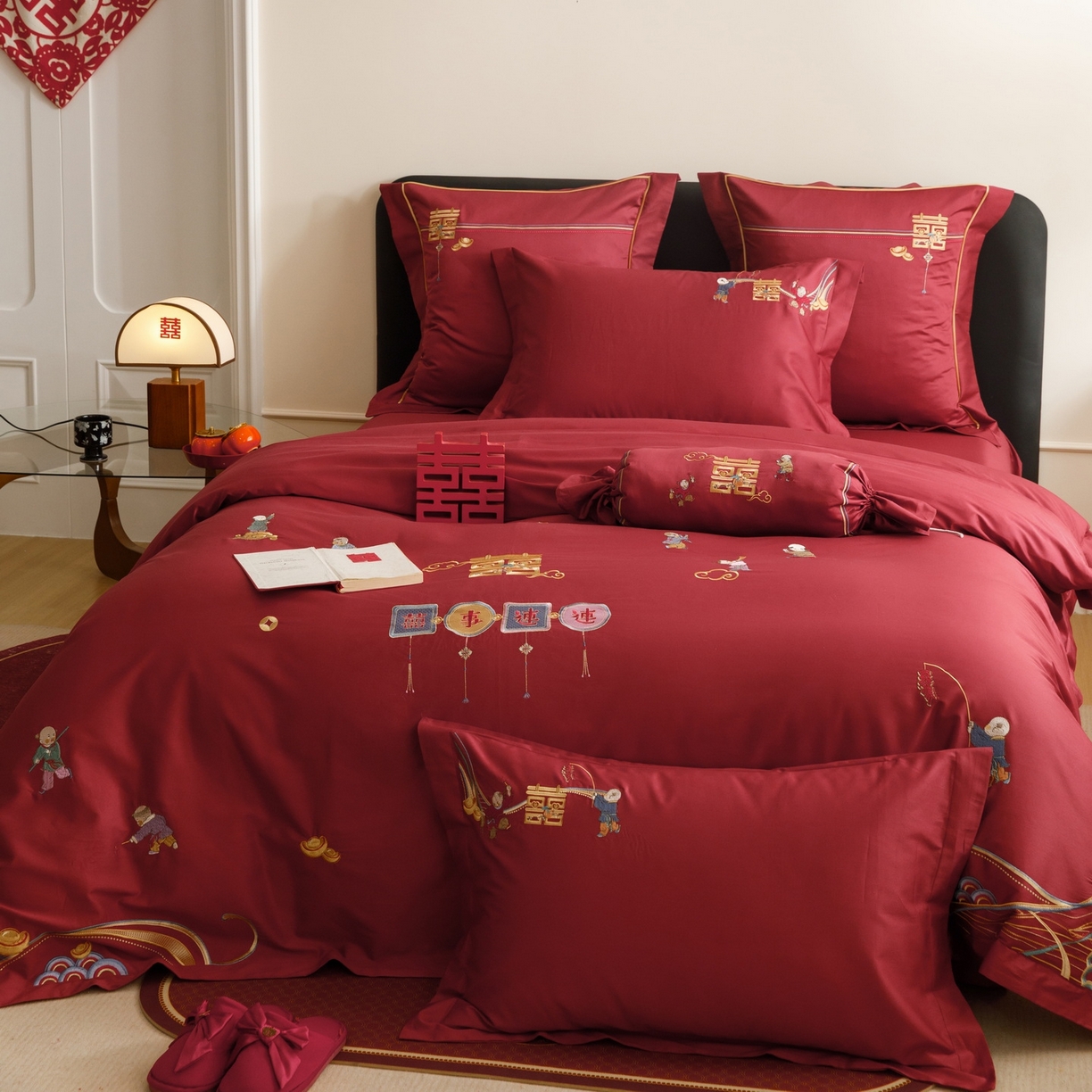 91家纺网 家纺一手货源 找家纺 慕晨 2026新款50支澳棉全棉纯棉贡缎婚庆绣花贴布绣四件套热款 百子呈祥