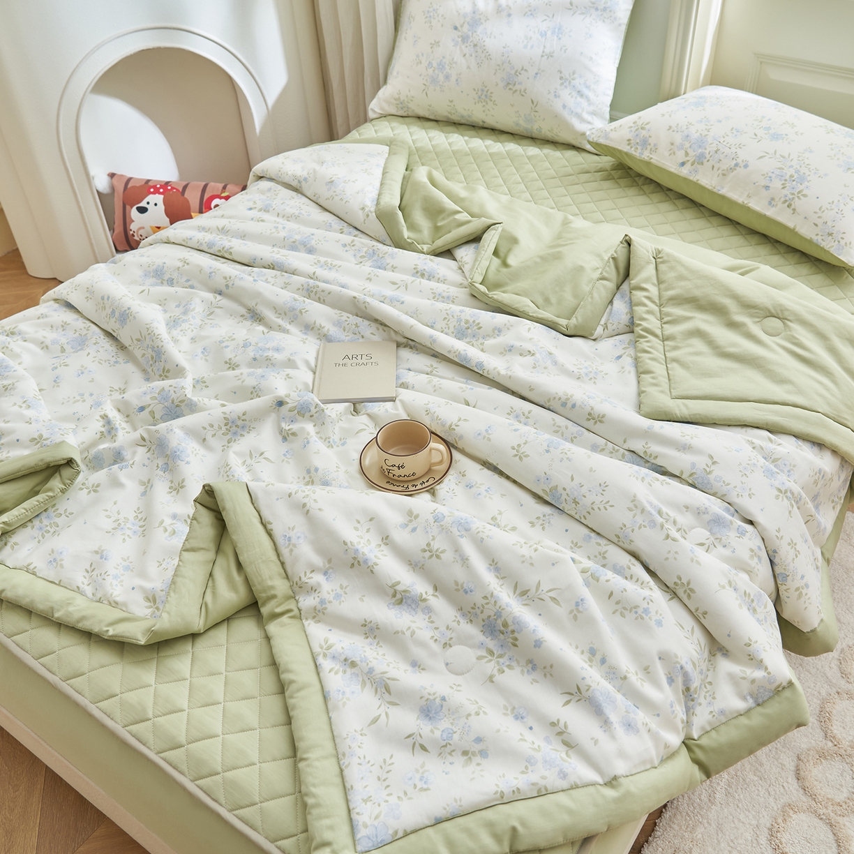 91家纺网 家纺一手货源 找家纺 绒城 2026新款 12868全棉印花棉花夏被四件套 全棉夏被四件套新疆棉花被 - 经典系列 蓝絮花影