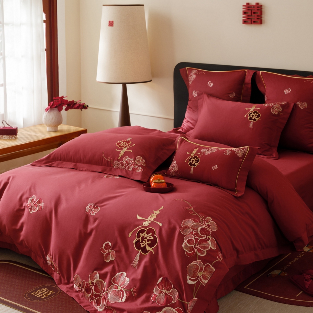 91家纺网 家纺一手货源 找家纺 慕晨 2026新款50支澳棉全棉纯棉贡缎婚庆绣花贴布绣四件套热款 天喜园