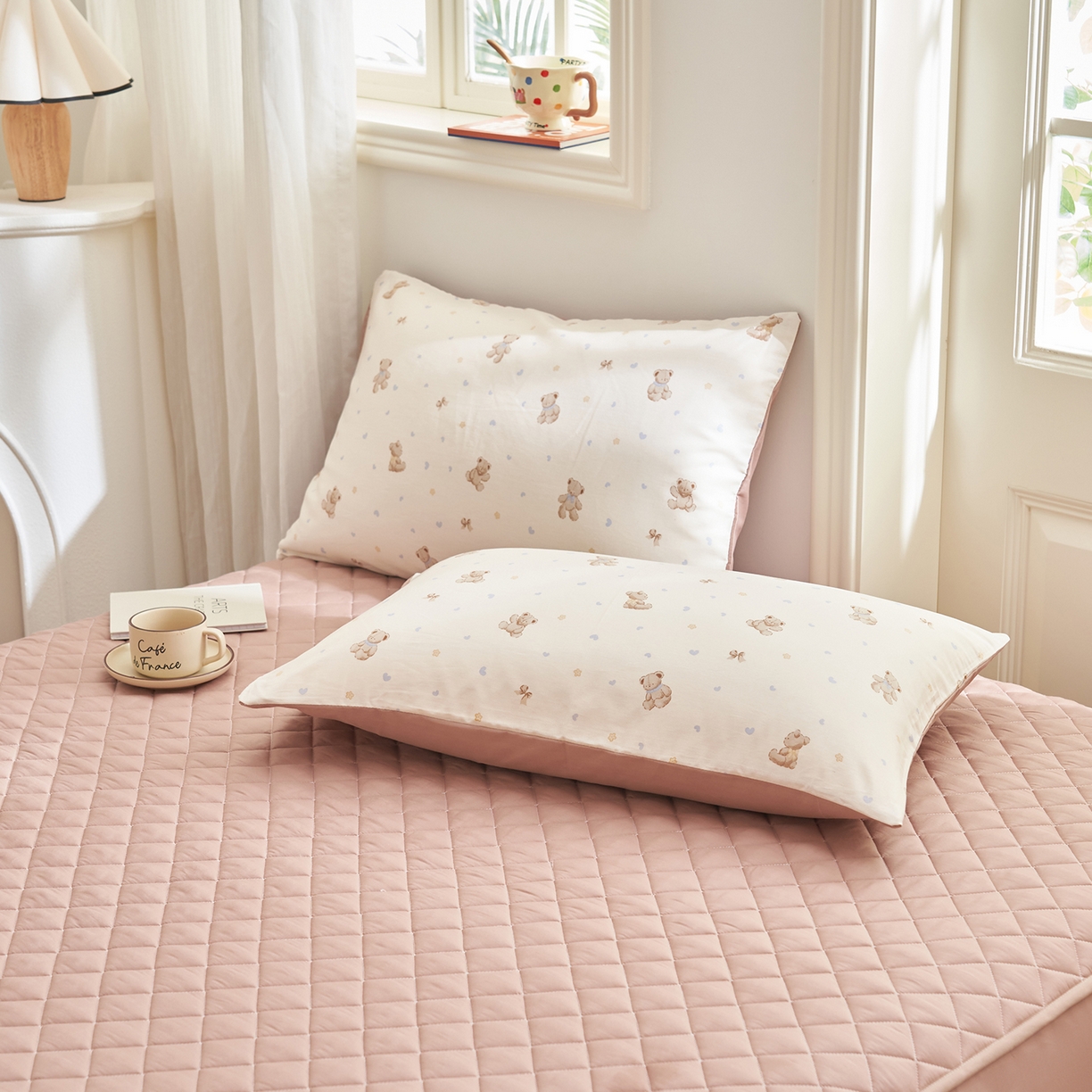 91家纺网 家纺一手货源 找家纺 绒城 2026新款 12868全棉印花棉花夏被四件套 全棉夏被四件套新疆棉花被 - 经典系列 奶棕小熊