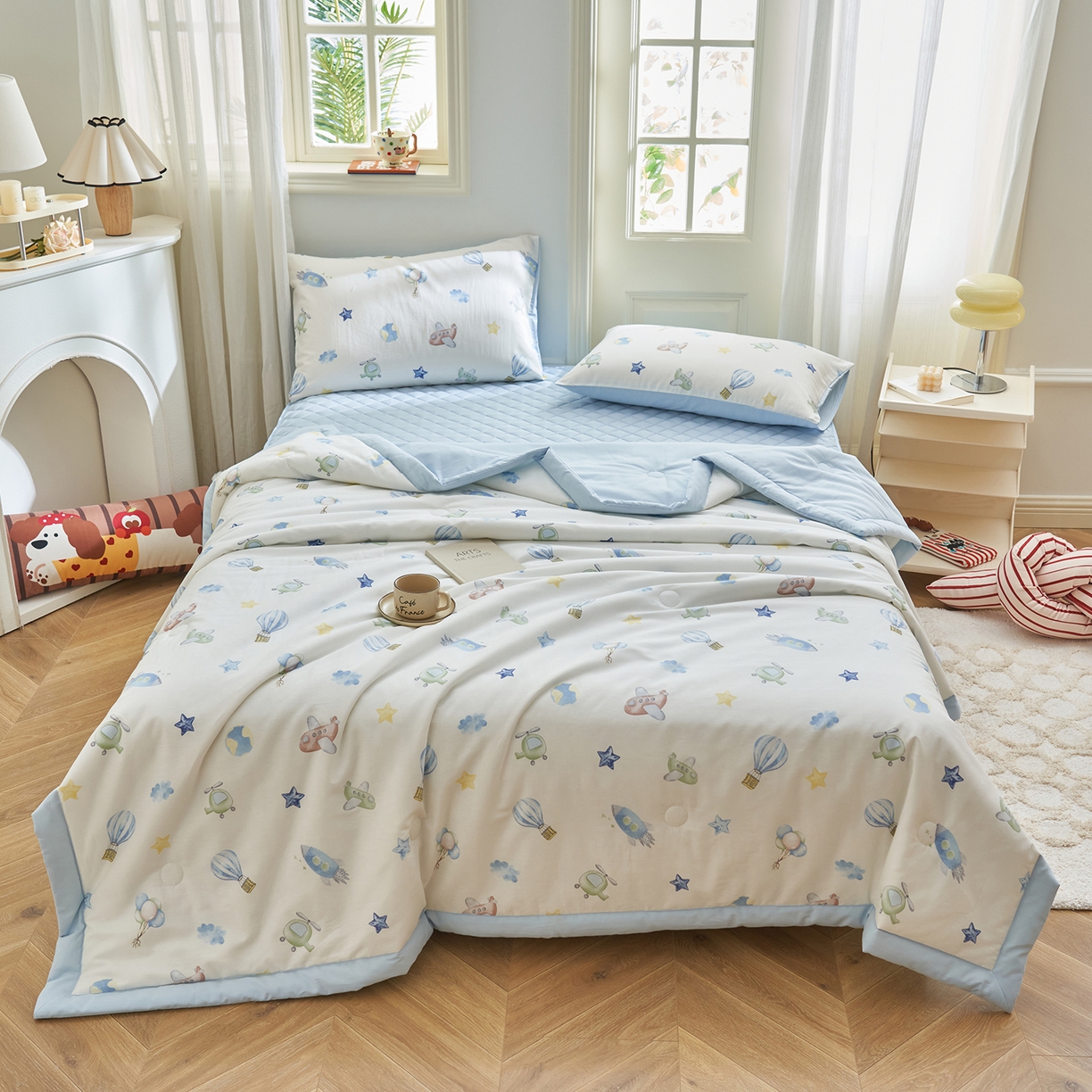 91家纺网 家纺一手货源 找家纺 绒城 2026新款 12868全棉印花棉花夏被四件套 全棉夏被四件套新疆棉花被 - 经典系列 星梦飞行队