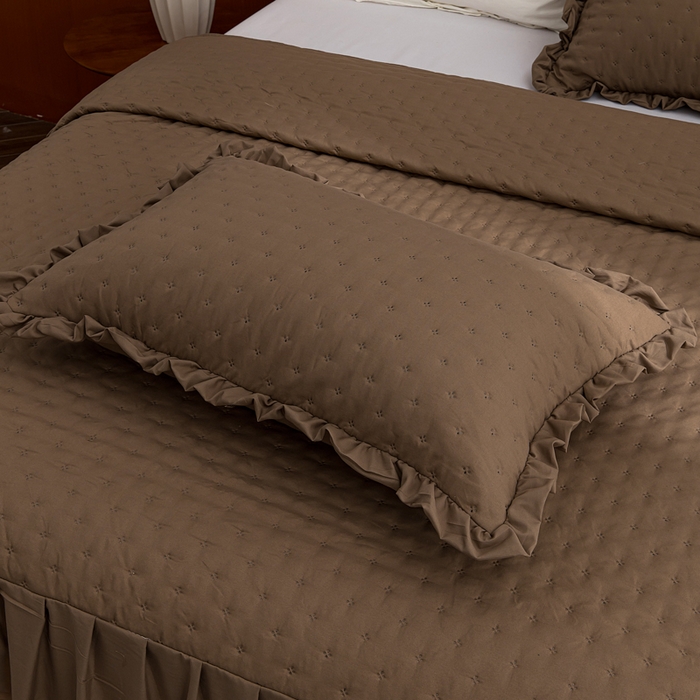 91家纺网 家纺一手货源 找家纺 恩和家纺 2026新款跨境专供米粒纹美式夹棉床罩 咖色