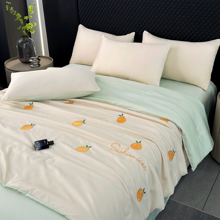 91家纺网 家纺一手货源 找家纺 益多眠 2026新款水洗真丝刺绣夏被夏凉被空调被四件套 橘子-奶白绿