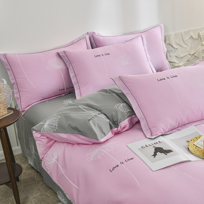 91家纺网 家纺一手货源 找家纺 磨毛世家家纺 206新款铂金凯丽全棉四件套 蒲公英之恋-粉