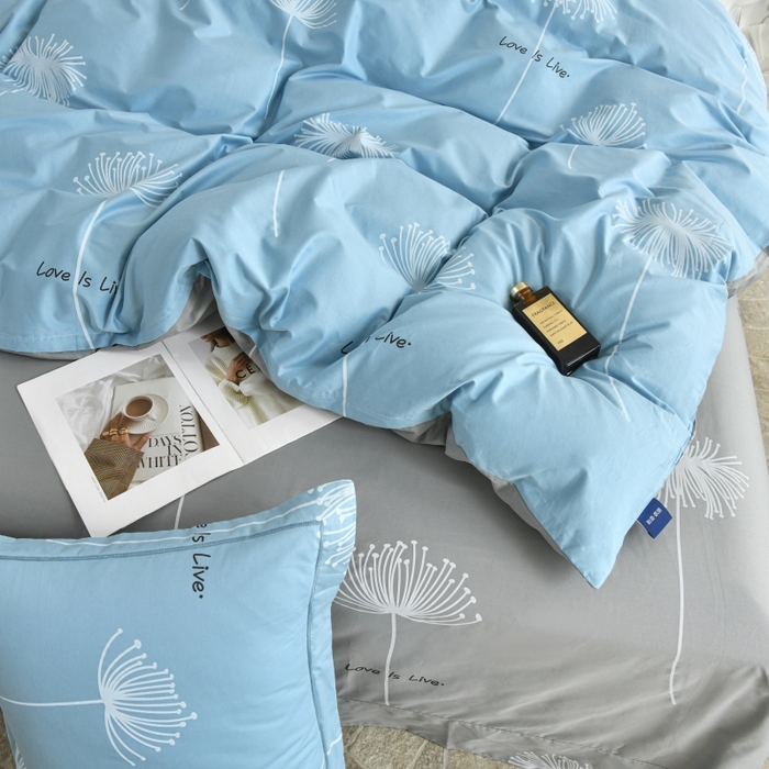 91家纺网 家纺一手货源 找家纺 磨毛世家家纺 206新款铂金凯丽全棉四件套 蒲公英之恋-蓝