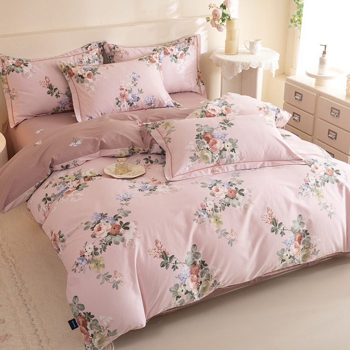 91家纺网 家纺一手货源 找家纺 磨毛世家家纺 206新款铂金凯丽全棉四件套 似水柔情-粉