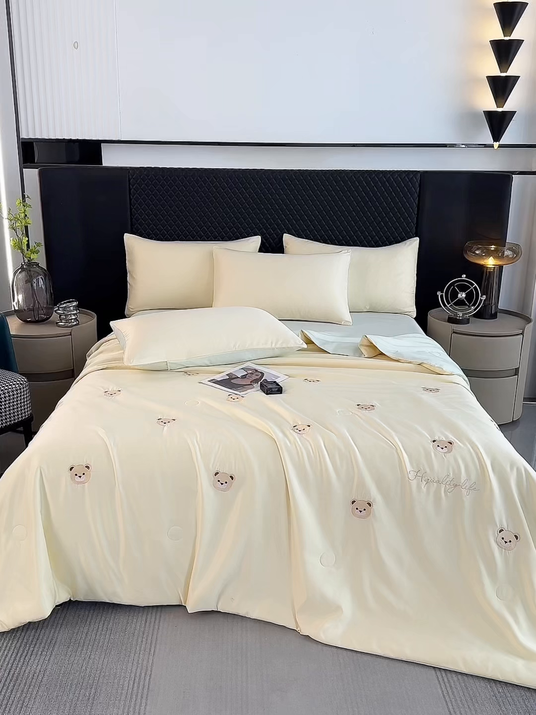 91家纺网 家纺一手货源 找家纺 益多眠 2026新款水洗真丝刺绣夏被夏凉被空调被四件套 小熊-奶黄绿