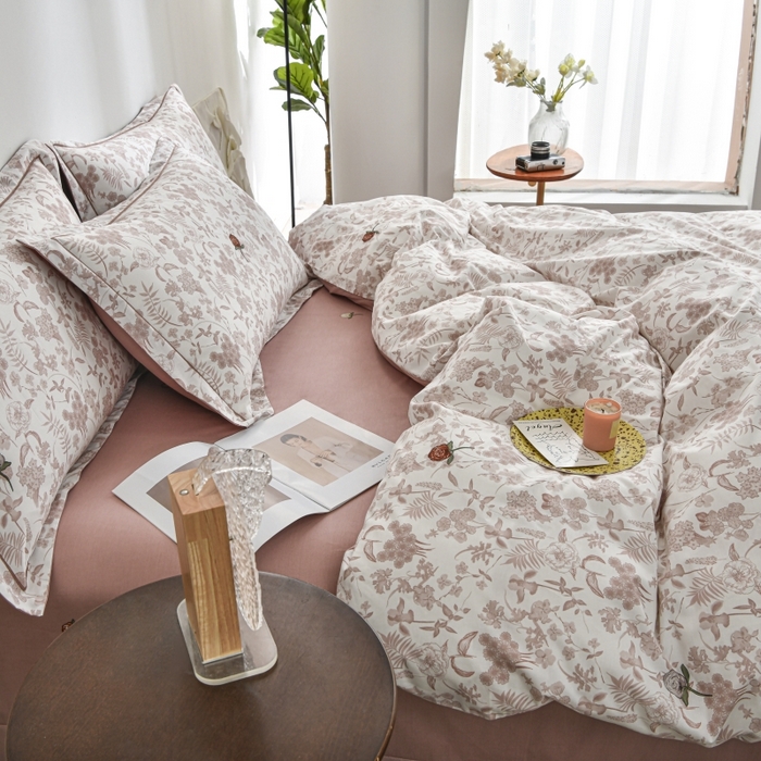 91家纺网 家纺一手货源 找家纺 磨毛世家家纺 206新款铂金凯丽全棉四件套 淑女屋-粉