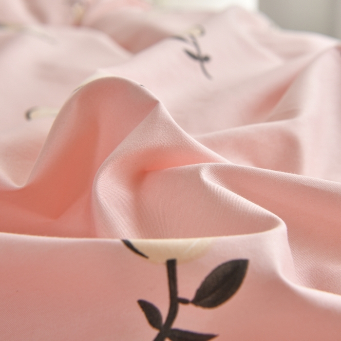 91家纺网 家纺一手货源 找家纺 磨毛世家家纺 206新款铂金凯丽全棉四件套 樱草杏-粉