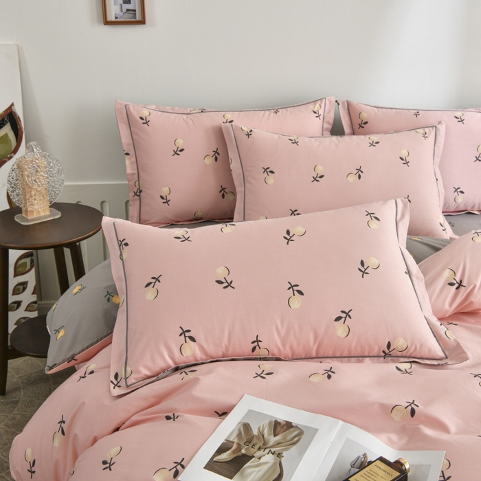 91家纺网 家纺一手货源 找家纺 磨毛世家家纺 206新款铂金凯丽全棉四件套 樱草杏-粉