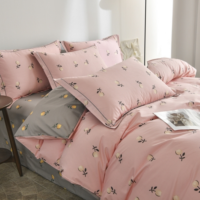 91家纺网 家纺一手货源 找家纺 磨毛世家家纺 206新款铂金凯丽全棉四件套 樱草杏-粉