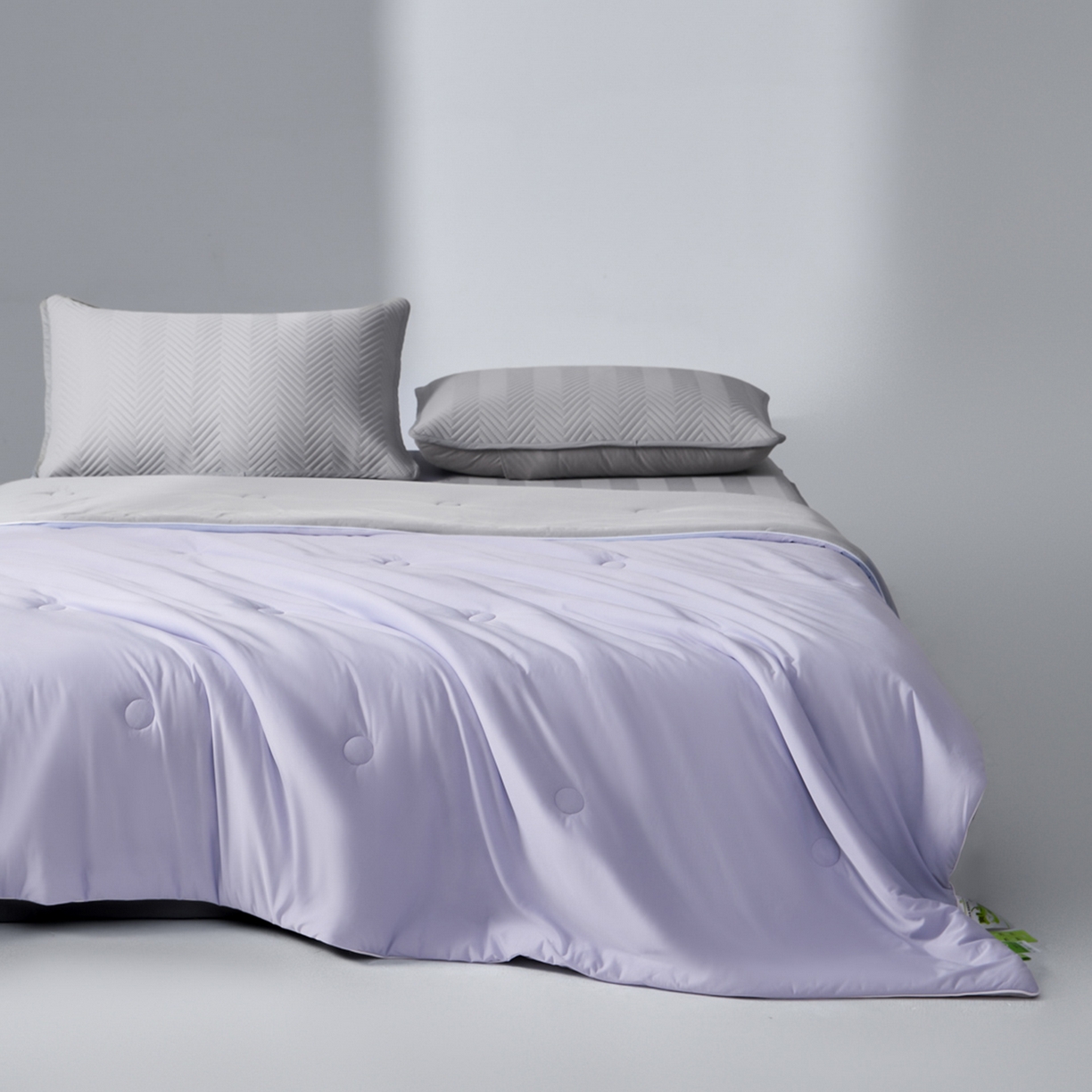 91家纺网 家纺一手货源 找家纺 绒城 2026新款冰爽系列-凉感丝夏被四件套 秋紫