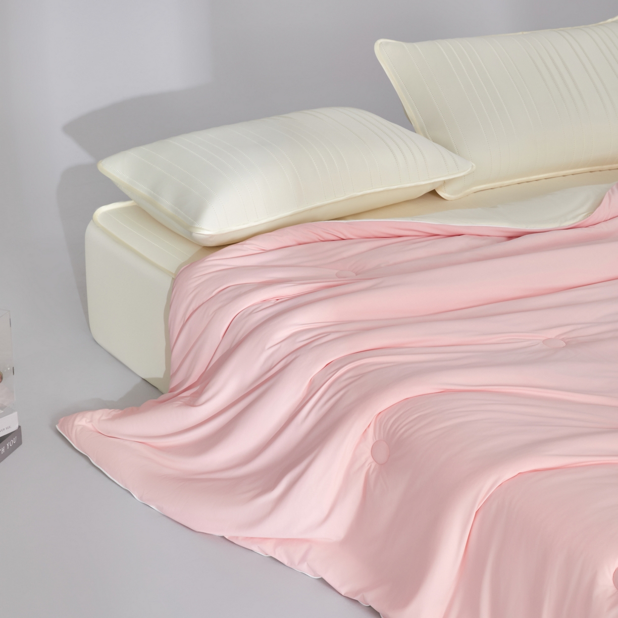 91家纺网 家纺一手货源 找家纺 （总）绒城  2026 真凉感 真锦氨 锦氨凉感夏被四件套 锦纶凉感丝夏凉被 - 冰皮系列